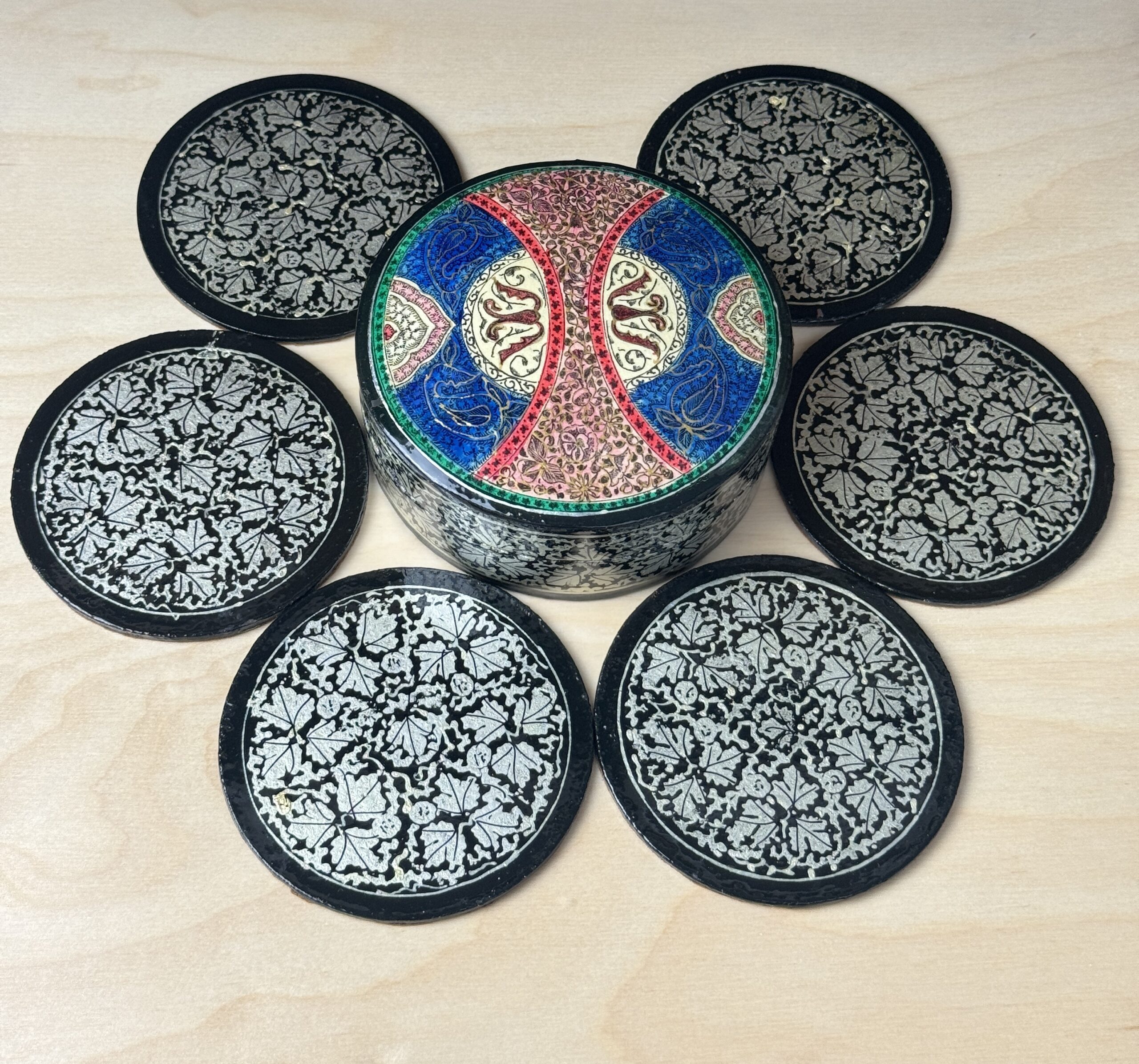 Coaster set Black Red Blue